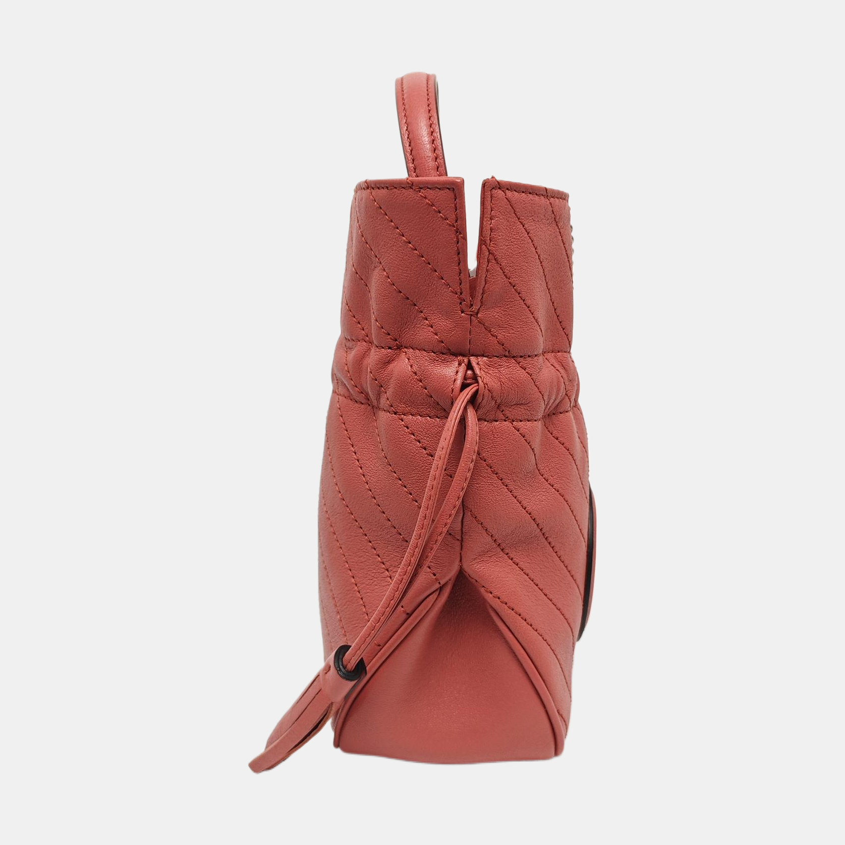 Authenticated pre-owned  Blondie Mini Quilted Calfskin Red - Bucket Bag at Looply