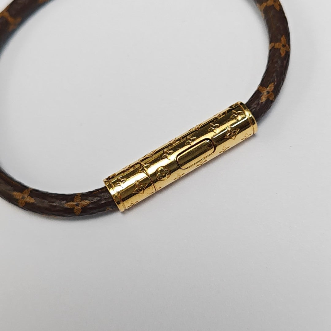 CONFIDENTIEL Metal Brown Bangle