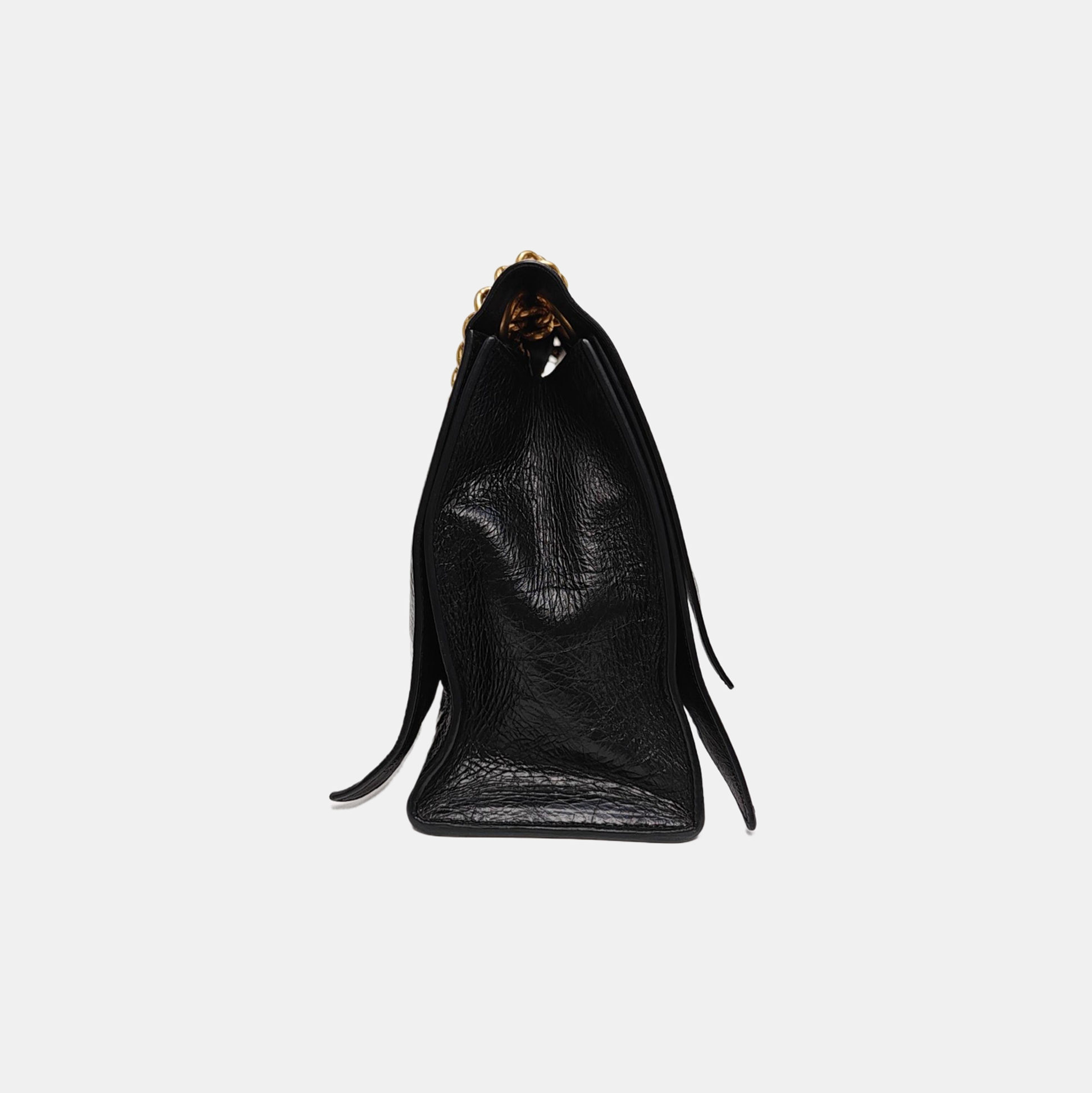 Crush Medium Calfskin Black