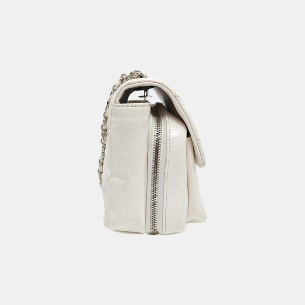 CLASSIC FLAP Mini Quilted Calfskin White