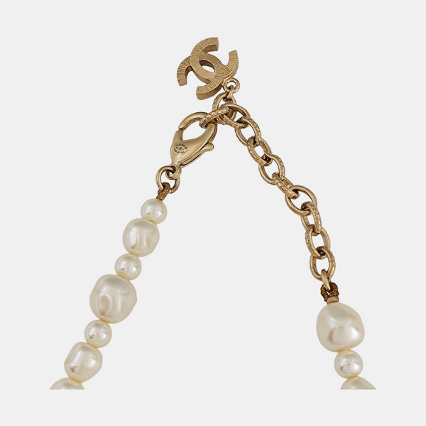 Metal White Necklace