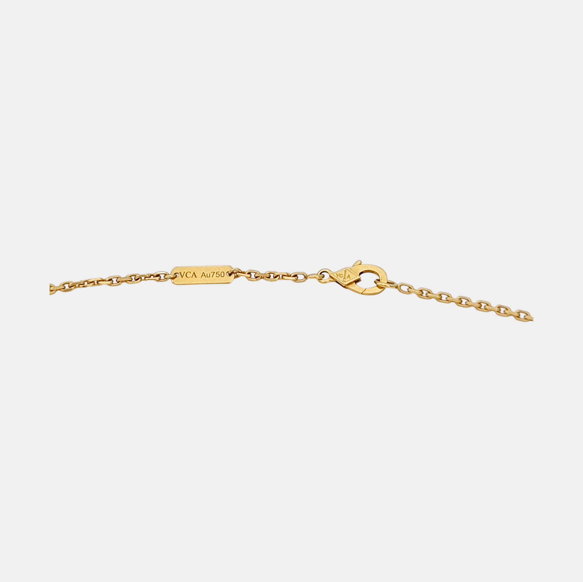 Magic Alhambra 18k Gold Necklace
