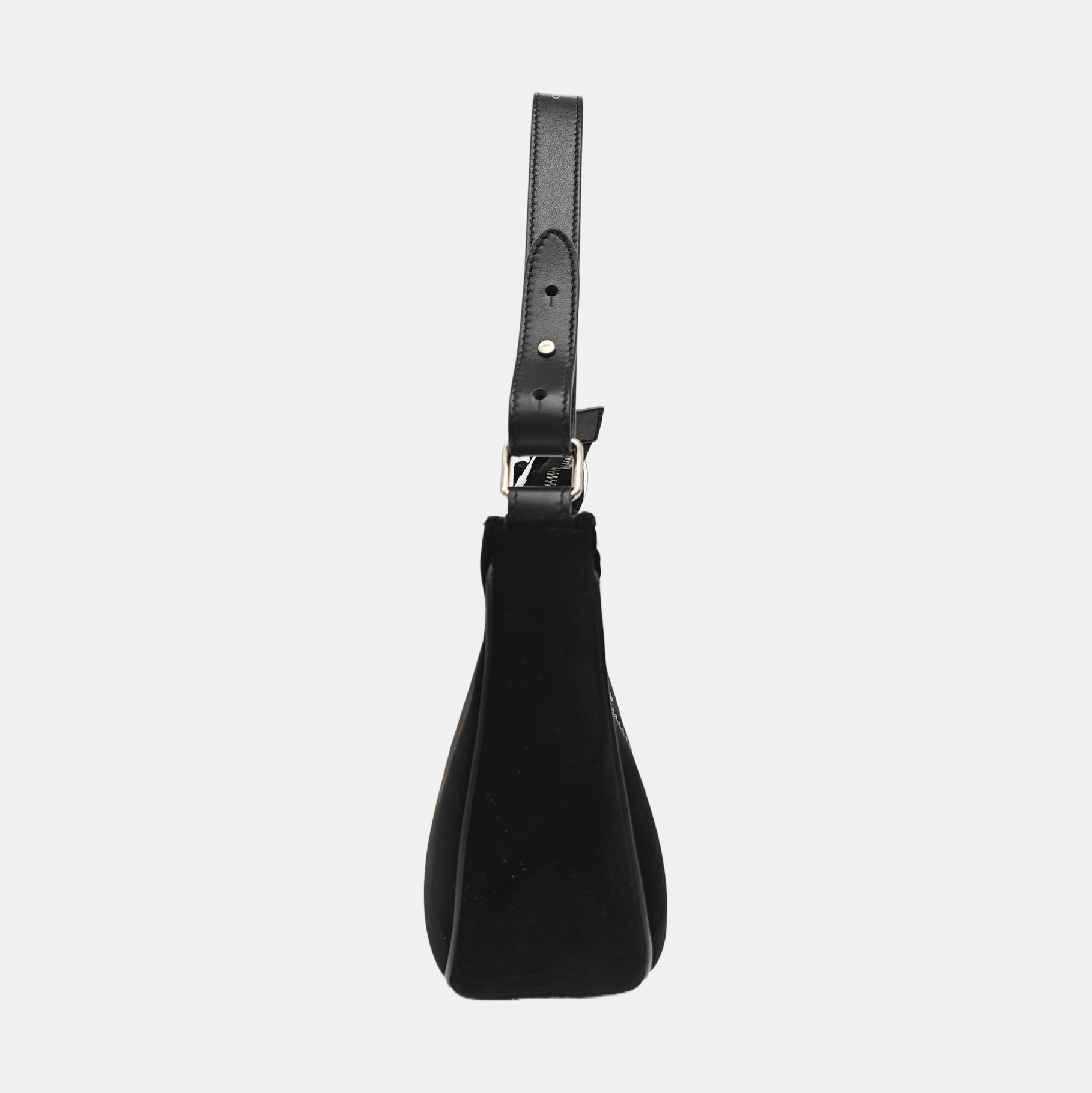 AVA Velvet Black
