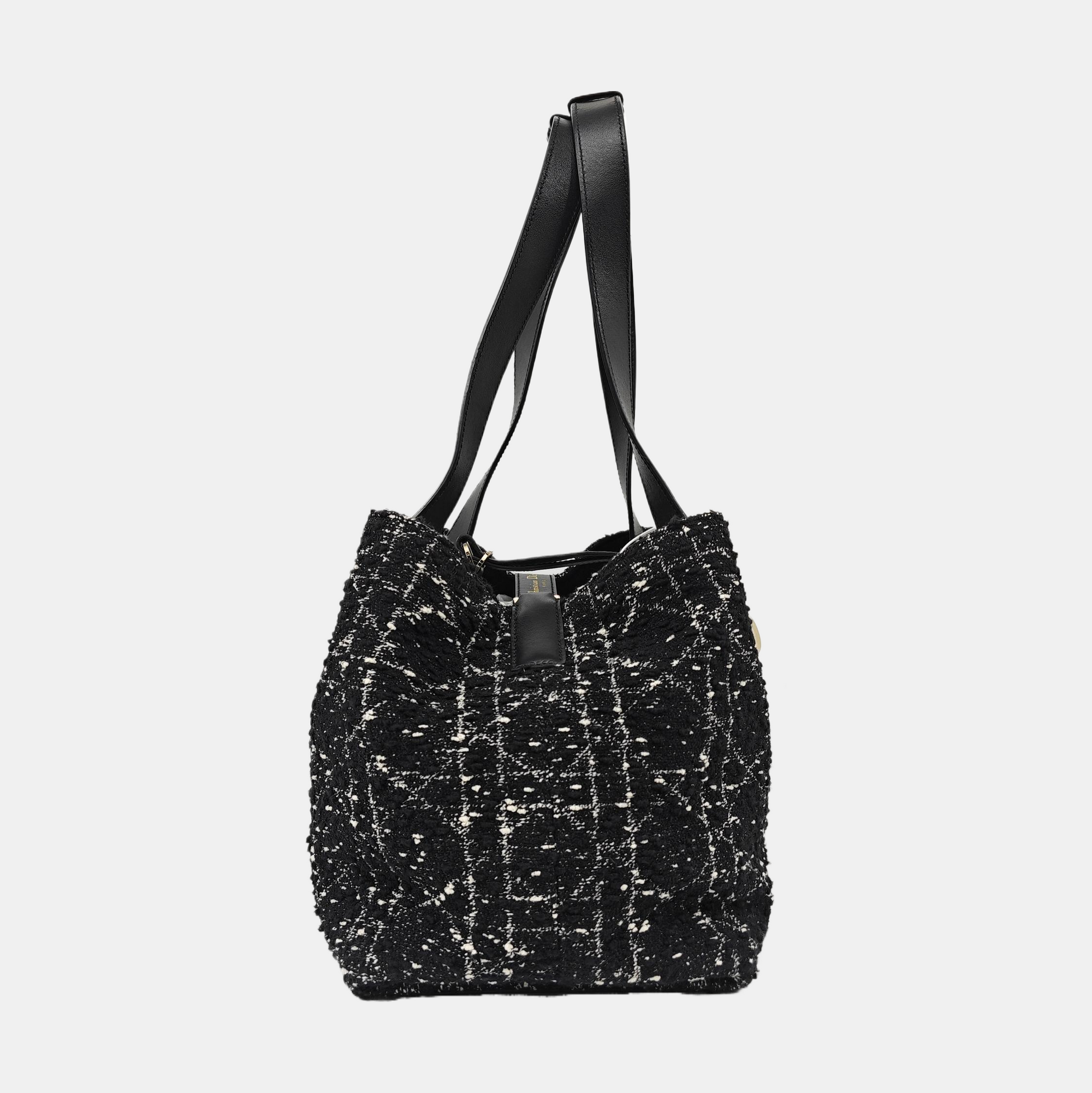 Toujours Medium Cannage Fabric Black
