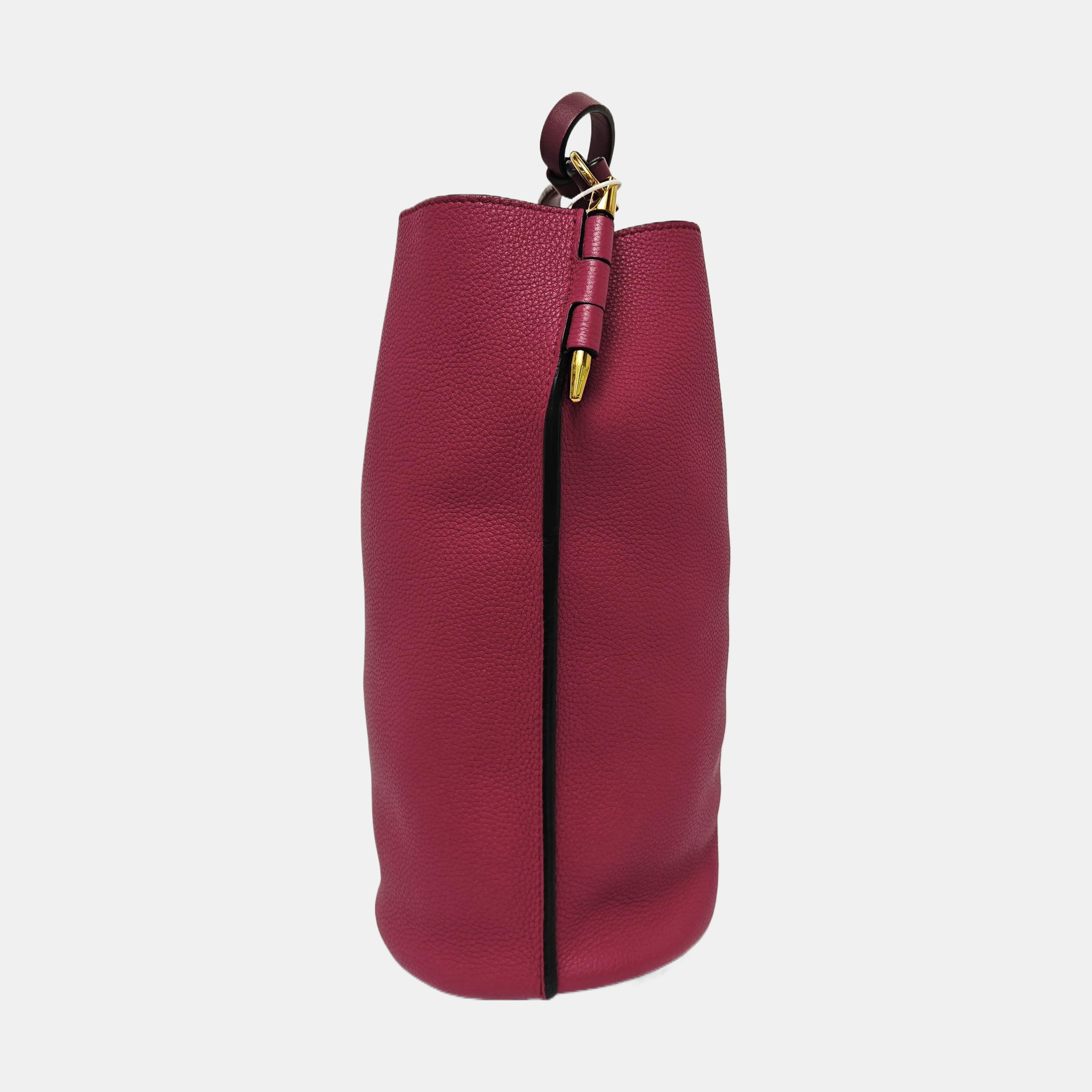 Authenticated pre-owned  Gate Calfskin Red - Bucket Bag at Looply