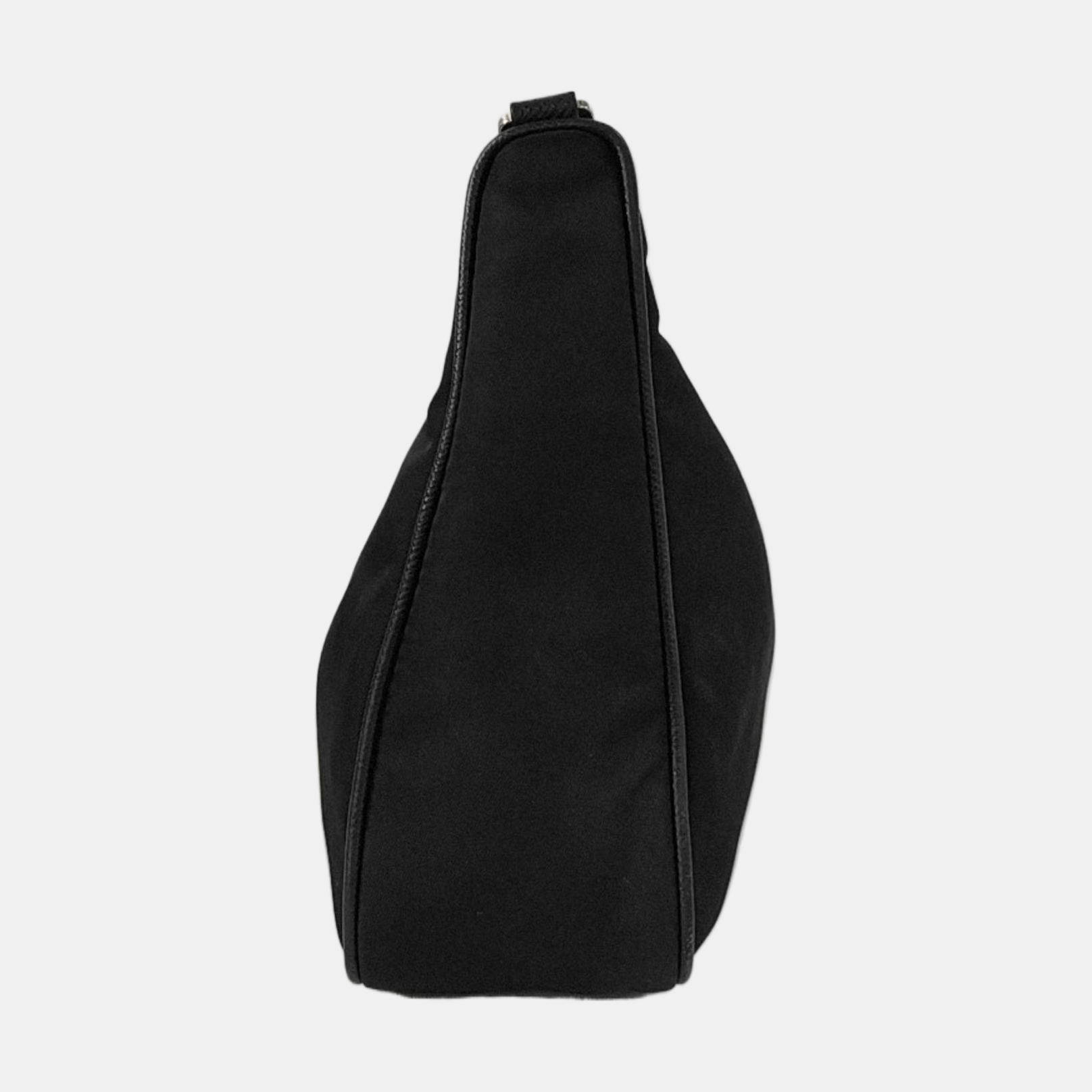 Re-Edition2005 Nylon Black