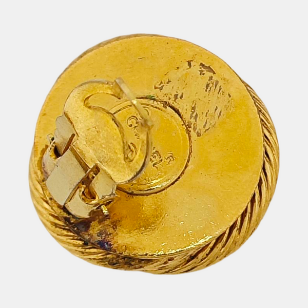 Vintage Metal Gold Clip On Earrings
