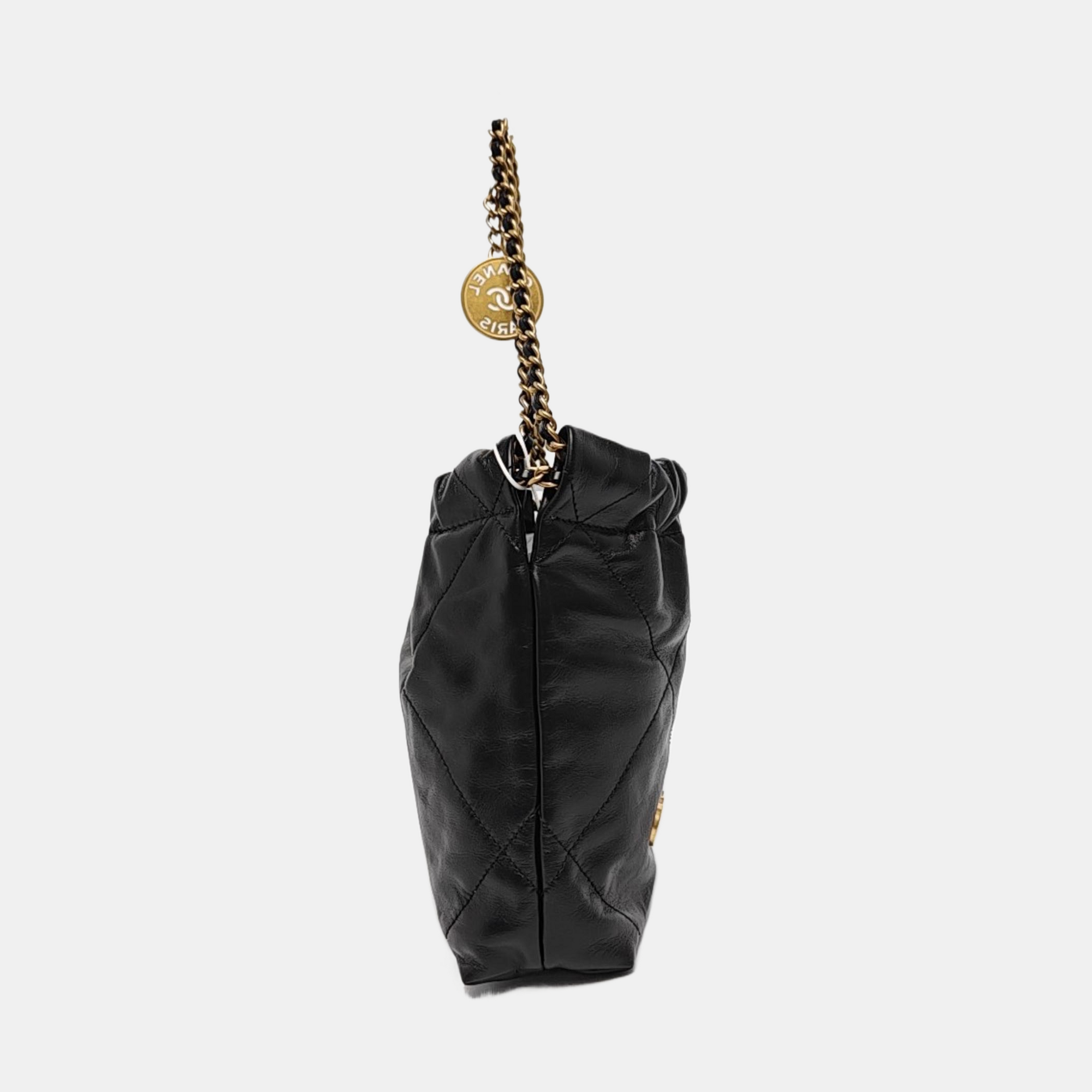 CHANEL 22 Mini Quilted Calfskin Black