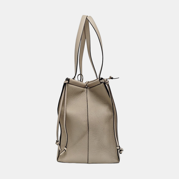 Cushion Calfskin Beige