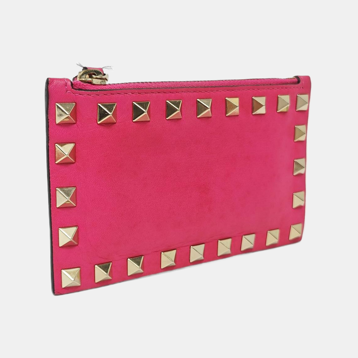 Authenticated pre-owned  Rockstud Calfskin Pink - Clutch at Looply