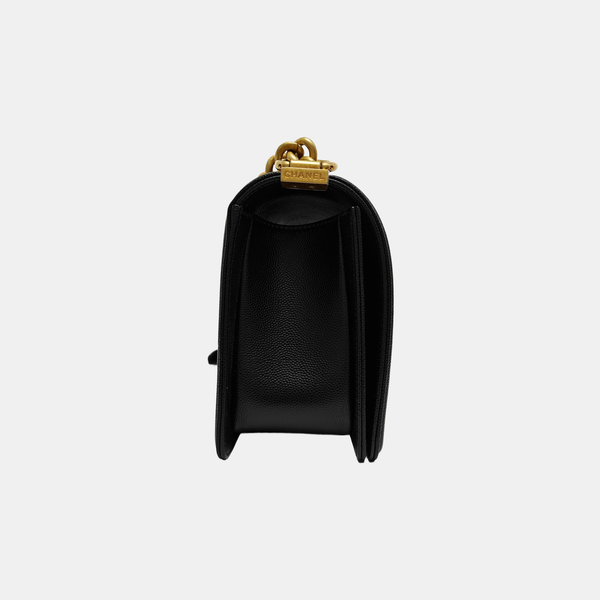 Authenticated pre-owned  BOY CHANEL Medium Quilted Grained Calfskin Black - Shoulder Bag at Looply