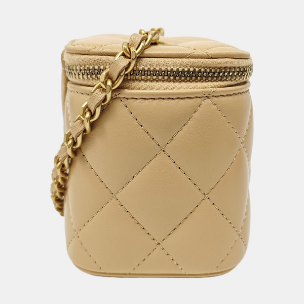 VANITY CASE Small Quilted Lambskin Beige