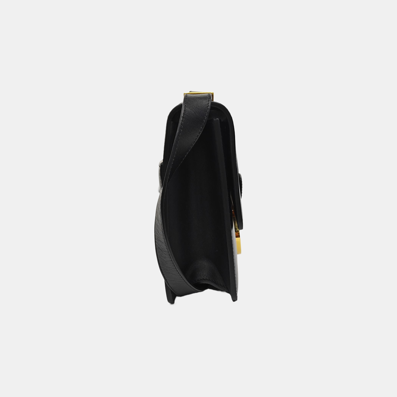 30 Montaigne Calfskin Black