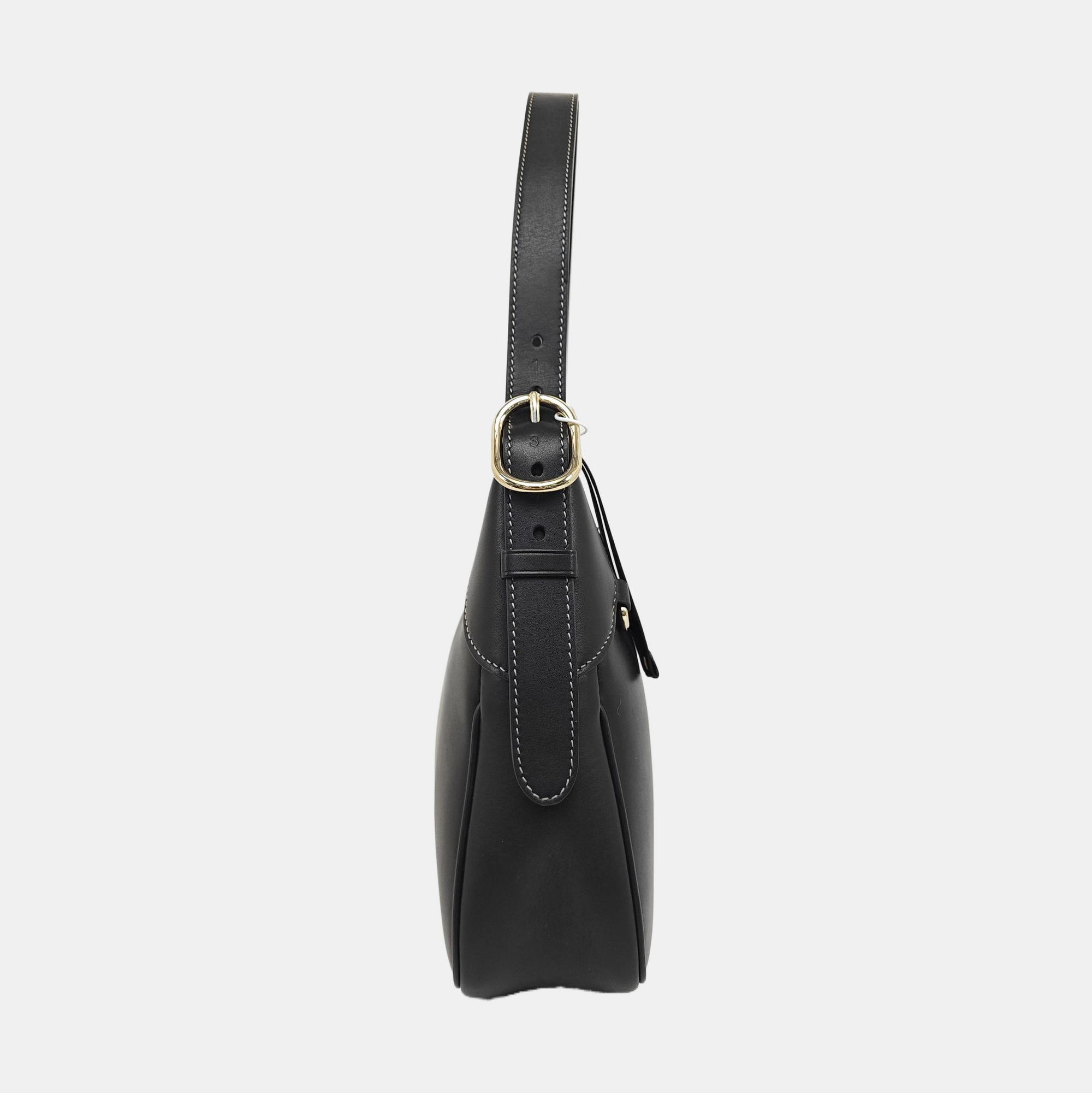 GG Emblem Medium Calfskin Black
