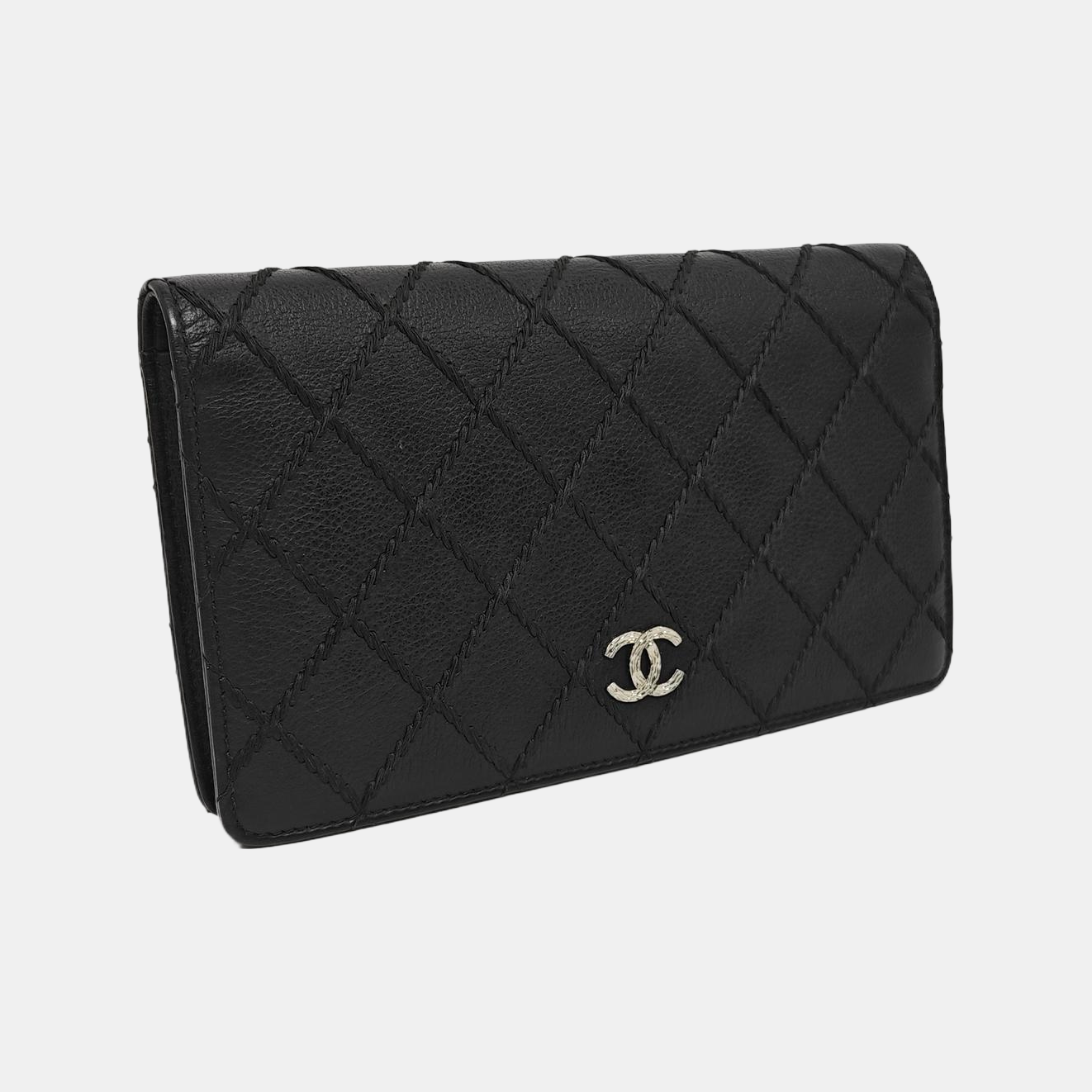 CLASSIC FLAP Mini Quilted Calfskin Black Wallet