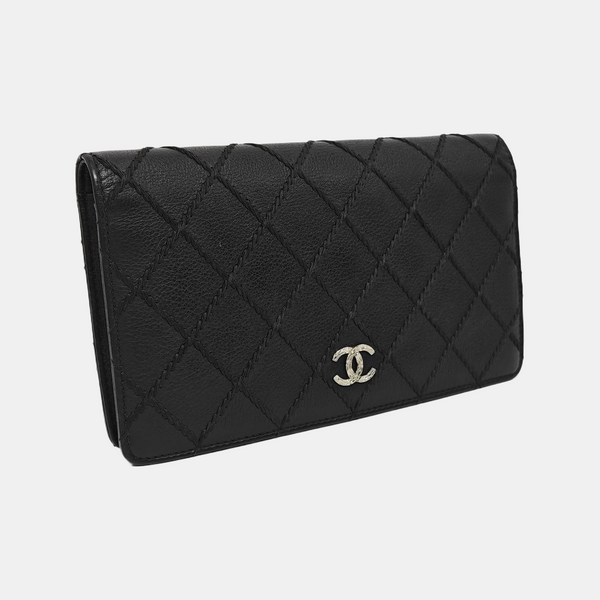 CLASSIC FLAP Mini Quilted Calfskin Black Wallet