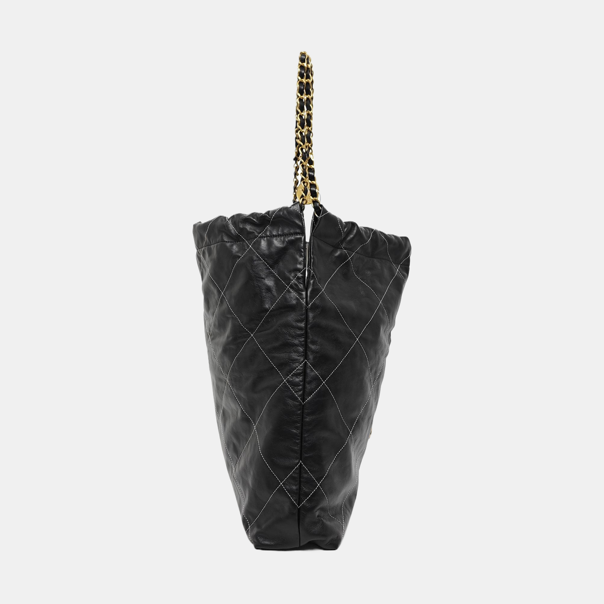 CHANEL 22 Small Quilted Calfskin Black