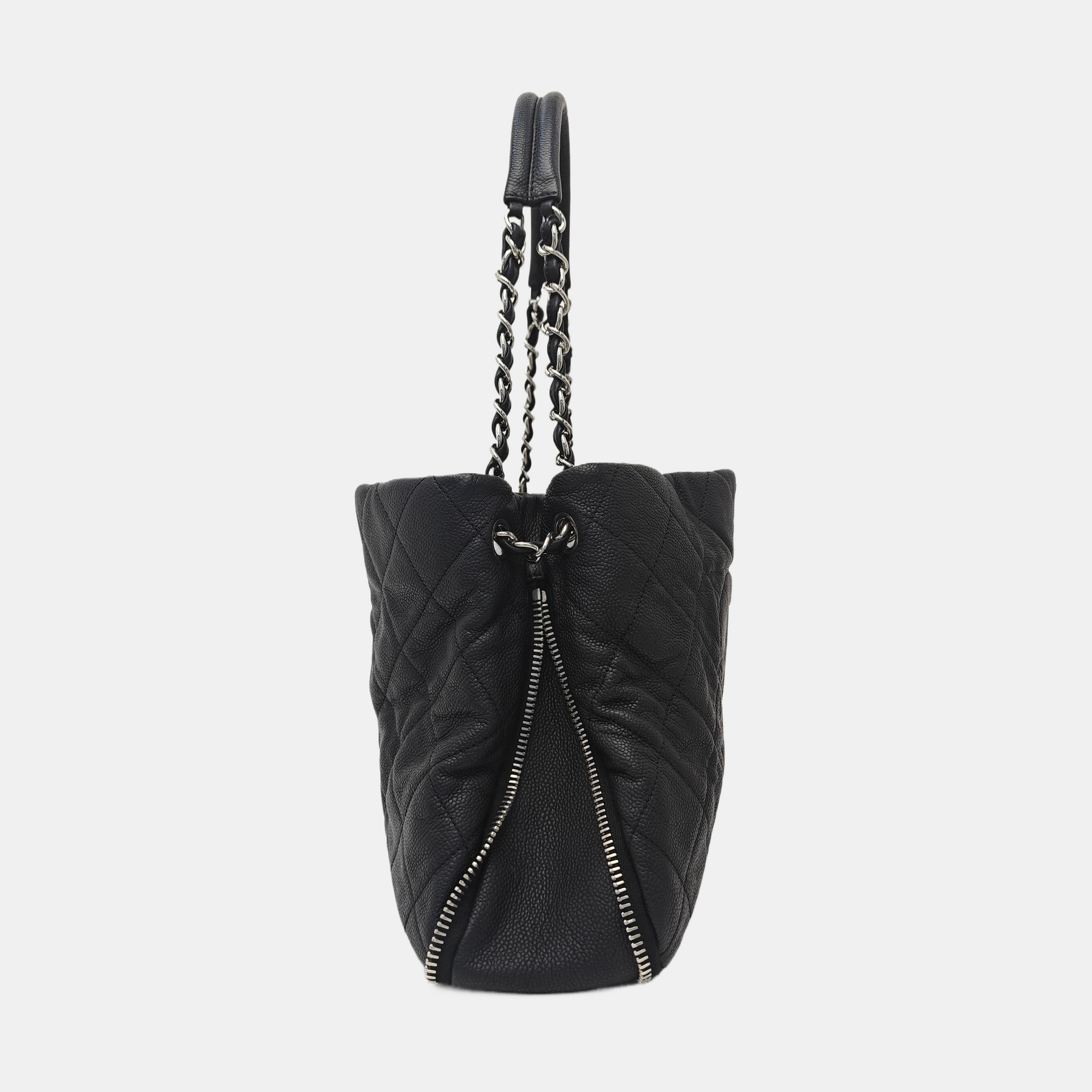CC TIMELESS SOFT Quilted Grained Calfskin Black