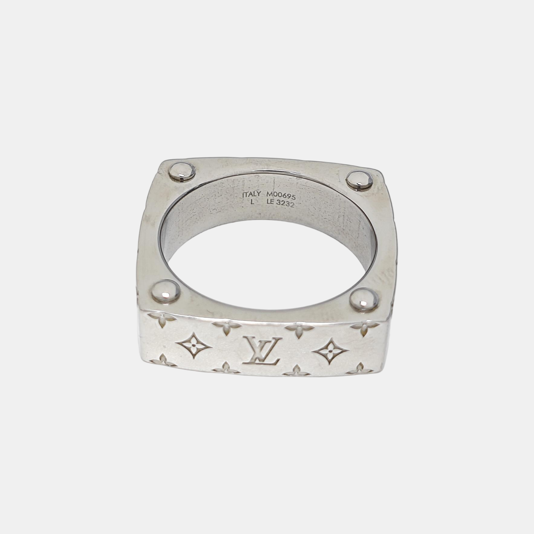 Metal Silver Ring EU 61