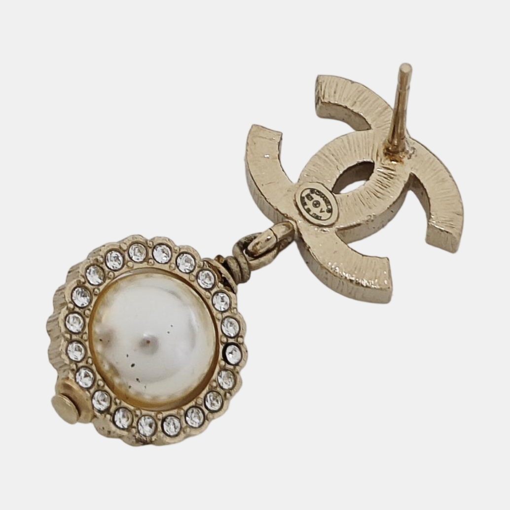 CC Logo Metal Gold Stud Earrings