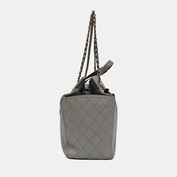 CC POCKET Quilted Calfskin Gray