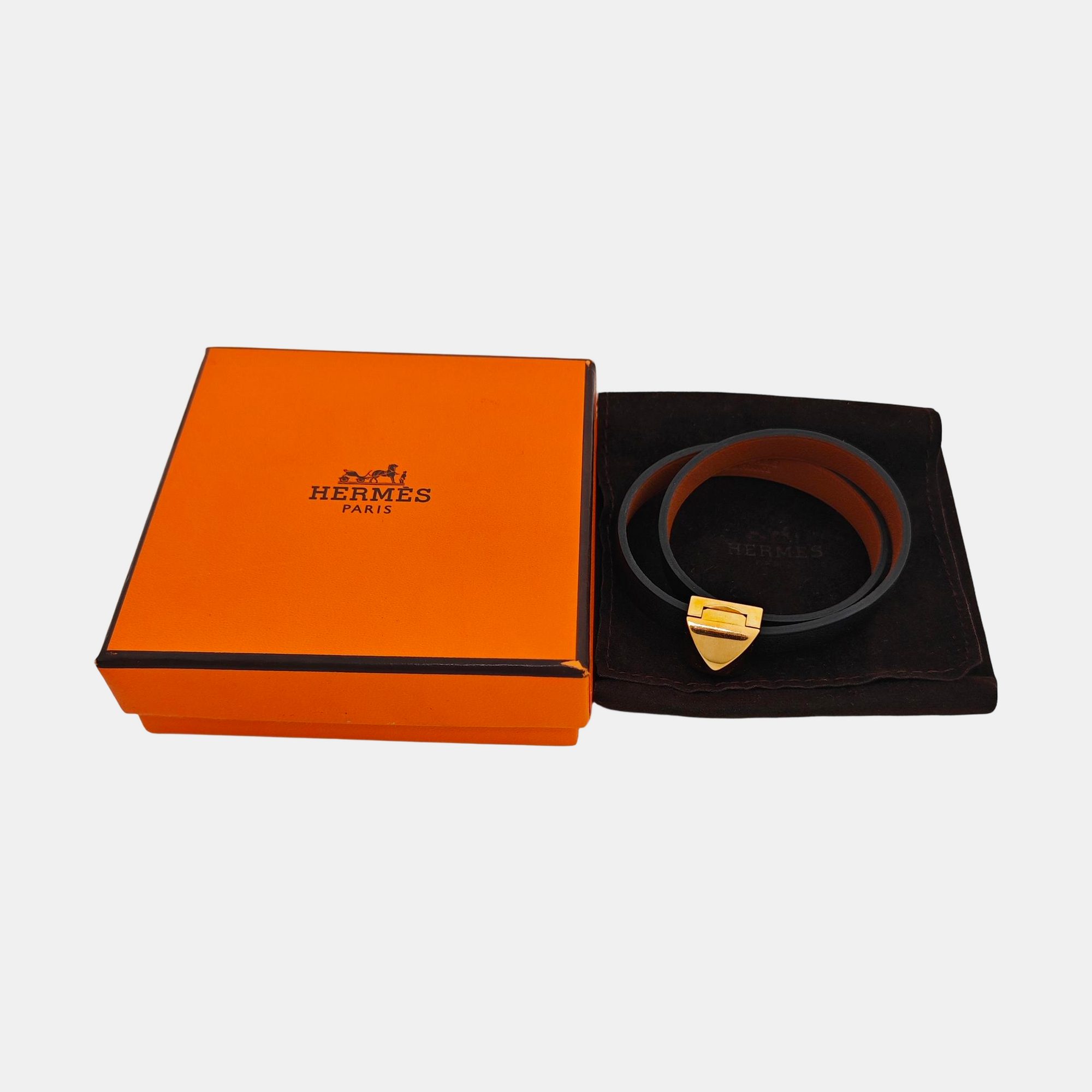 Medor Infini Leather Black Bangle
