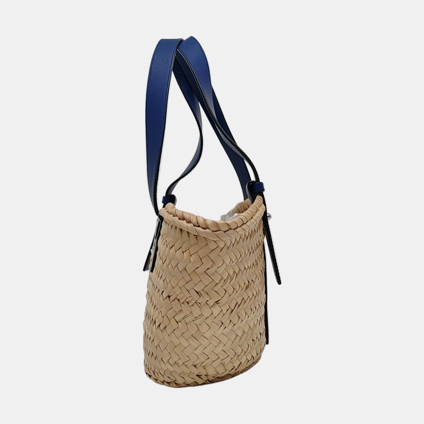 Authenticated pre-owned  Basket Straw Beige - Top Handle Bag at Looply