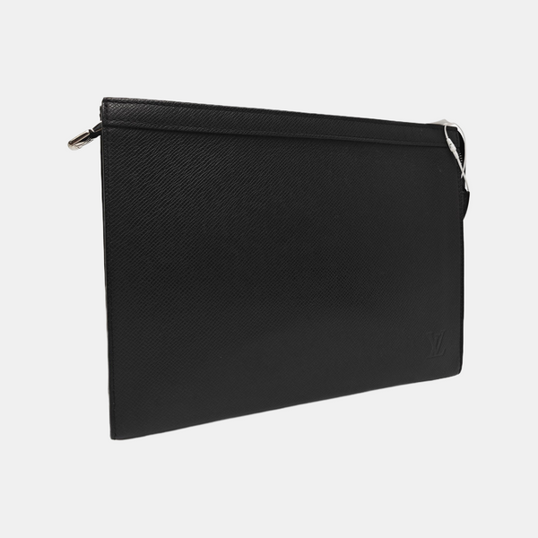 Pochette Voyag MM Calfskin Black
