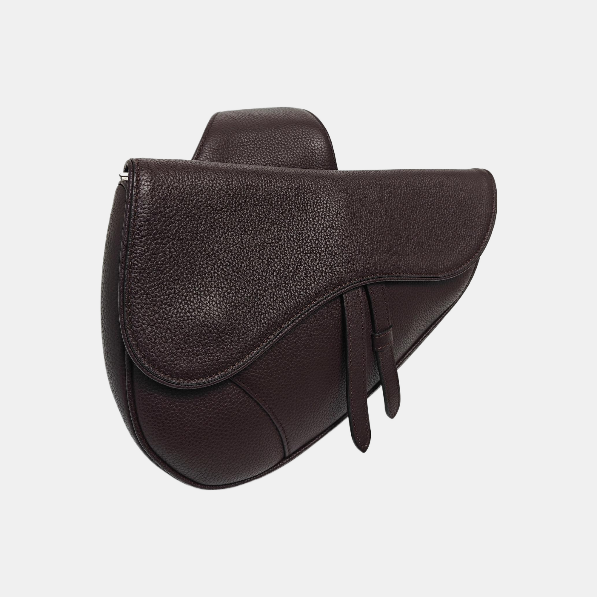 Saddle mediano de piel de ternera marrón