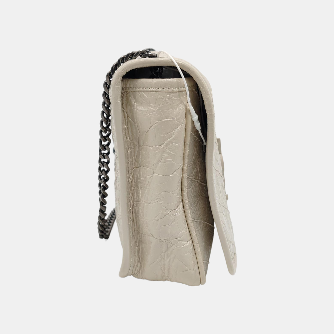 Authenticated pre-owned  NIKI Mini Chevron, Quilted Calfskin White - Shoulder Bag at Looply