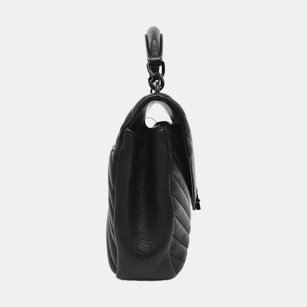 COLLEGE Medium Chevron Lambskin Black