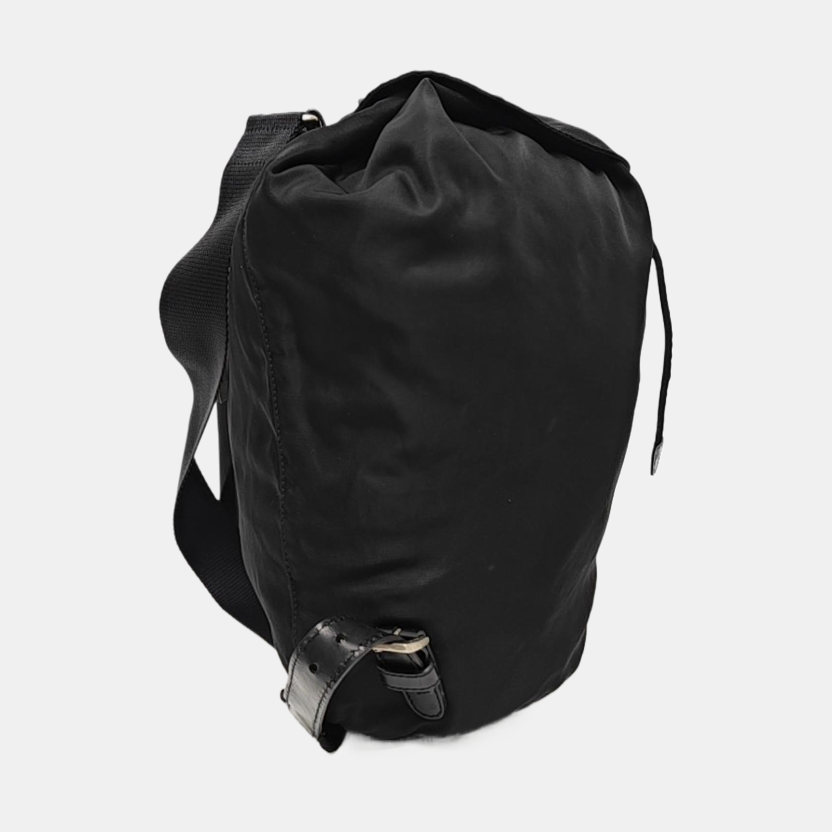 Vela Small Nylon Black