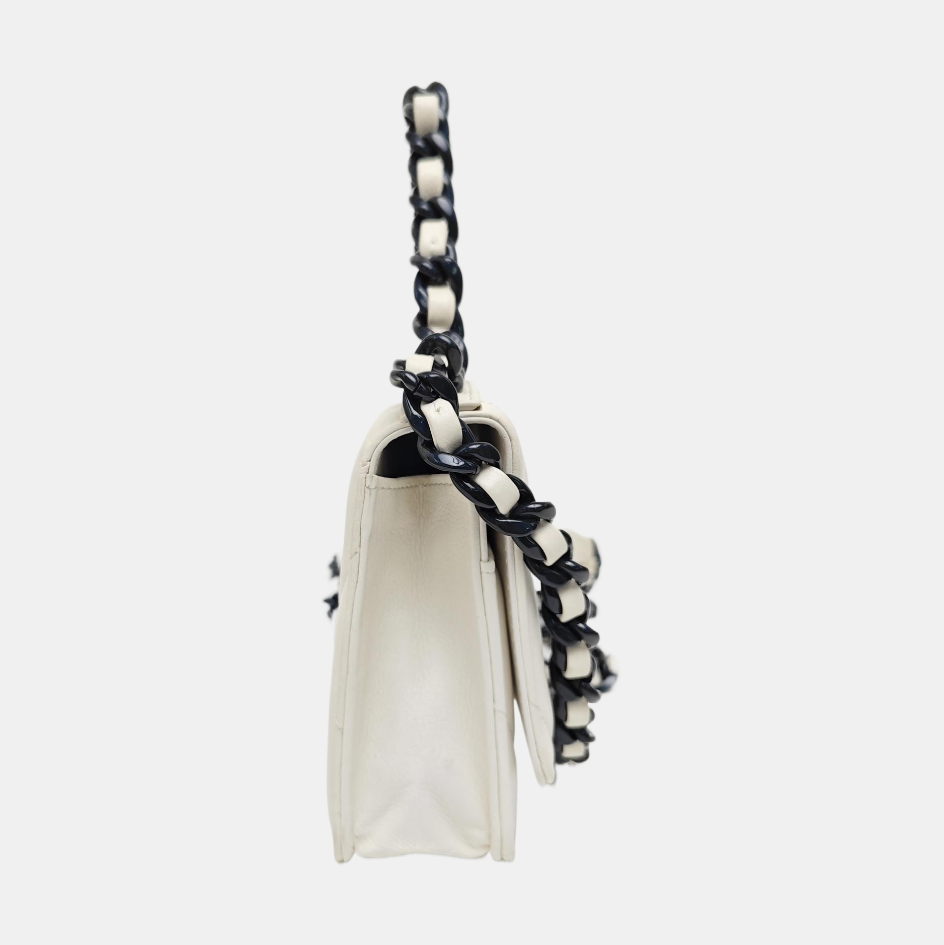 CHANEL 19 Small Quilted Lambskin White