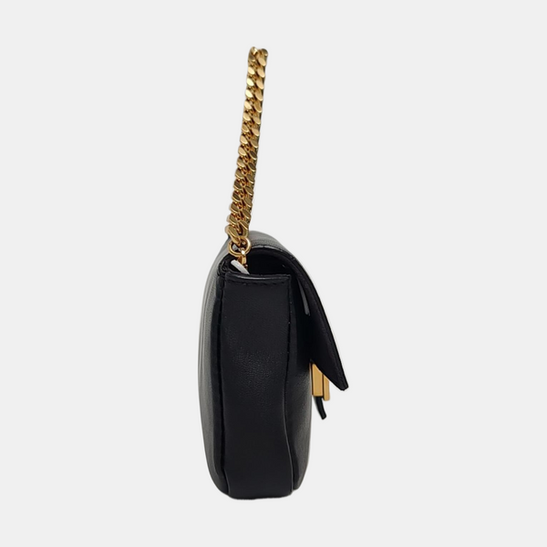 Authenticated pre-owned  Baguette Calfskin Black - Shoulder Bag at Looply