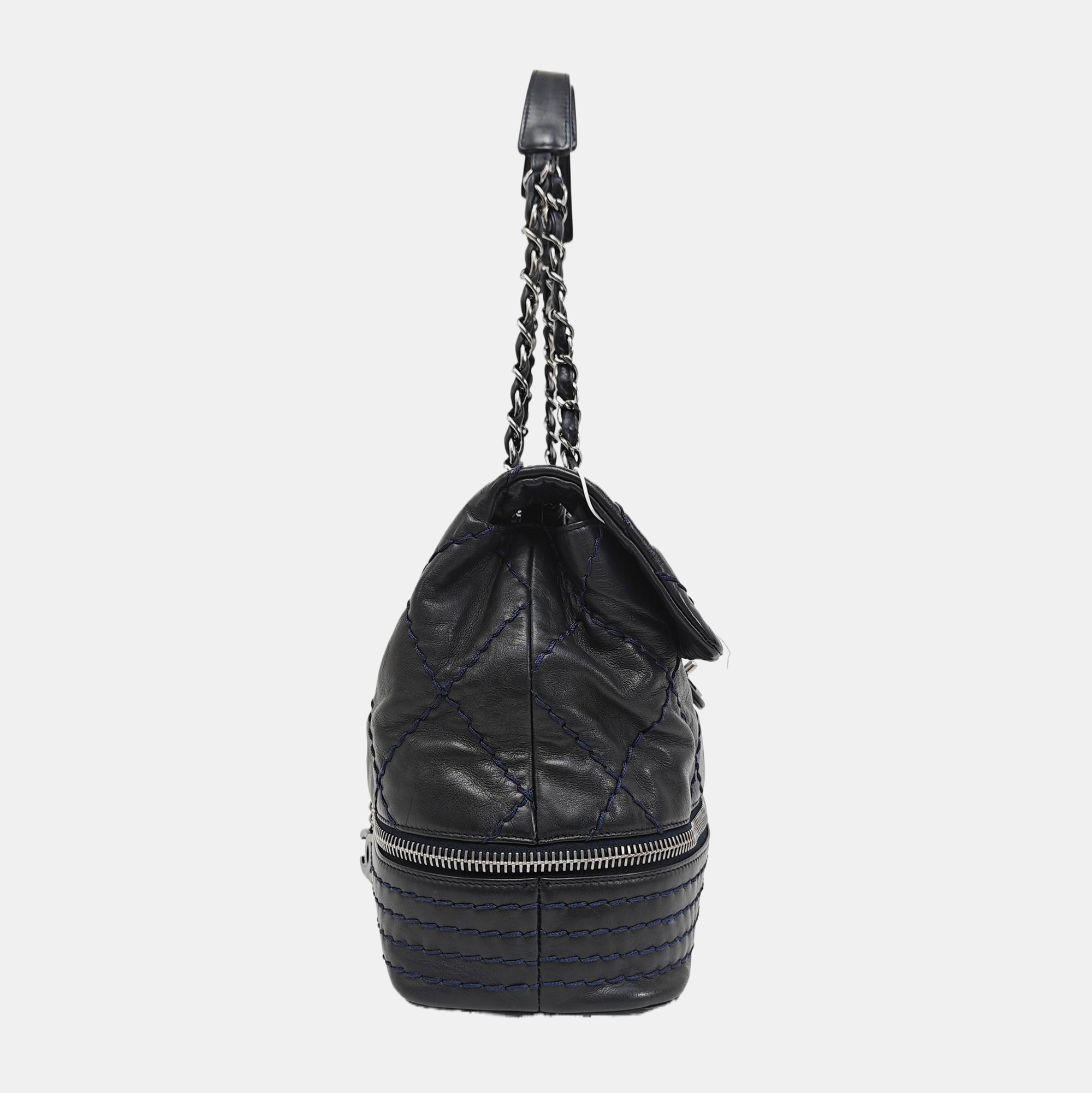 Quilted Lambskin Shoulder Bag Black