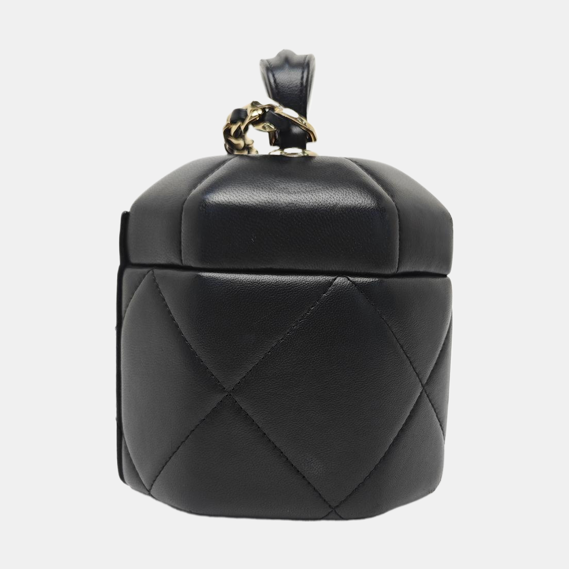 VANITY CASE Small Quilted Lambskin Black