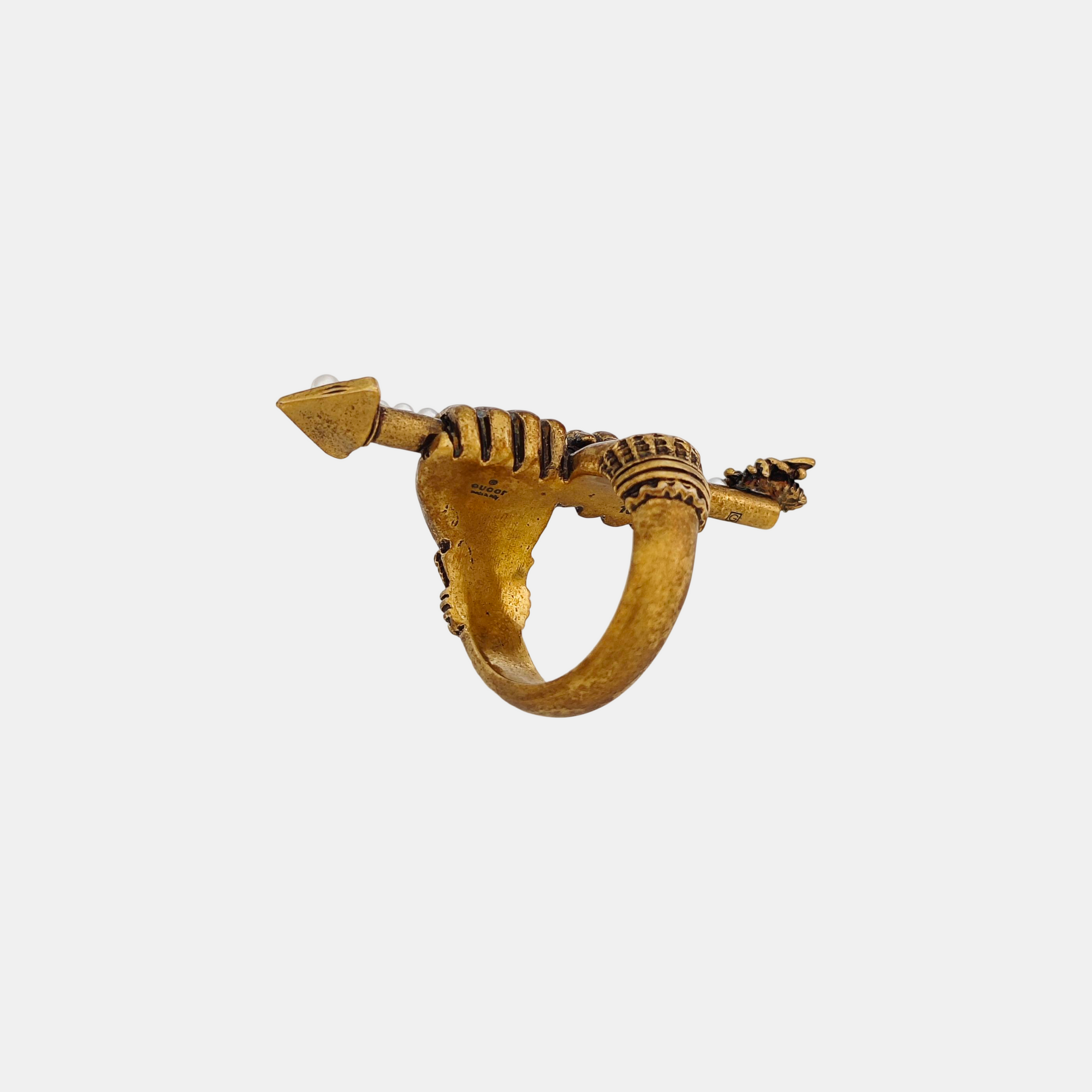 Metal Gold Ring HK 16