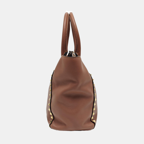 Rockstud Calfskin Beige