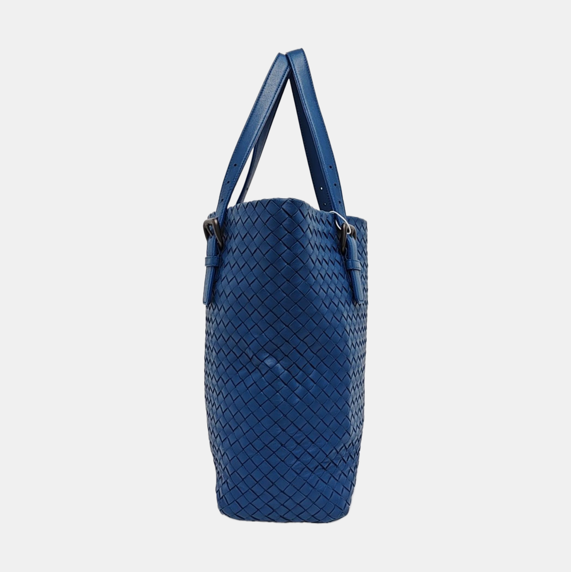 Cesta de piel de cordero azul