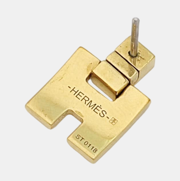Eileen Metal Gold Stud Earrings