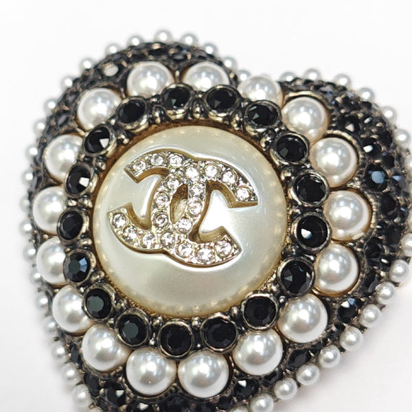 Metal Black Brooch