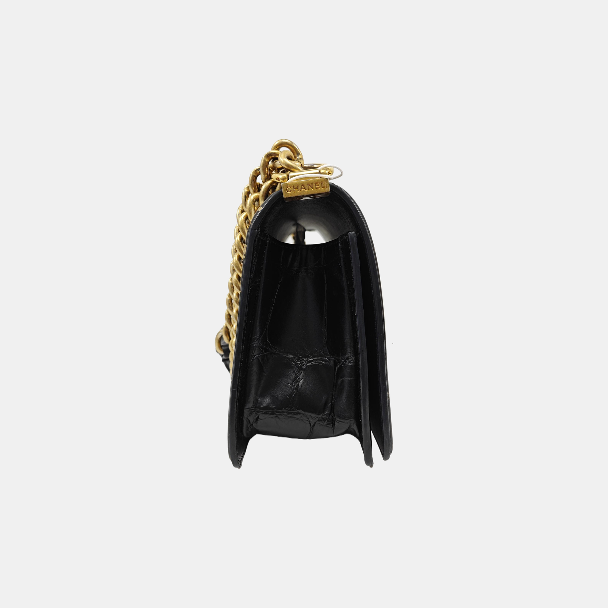 BOY CHANEL Medium Quilted Calfskin Black