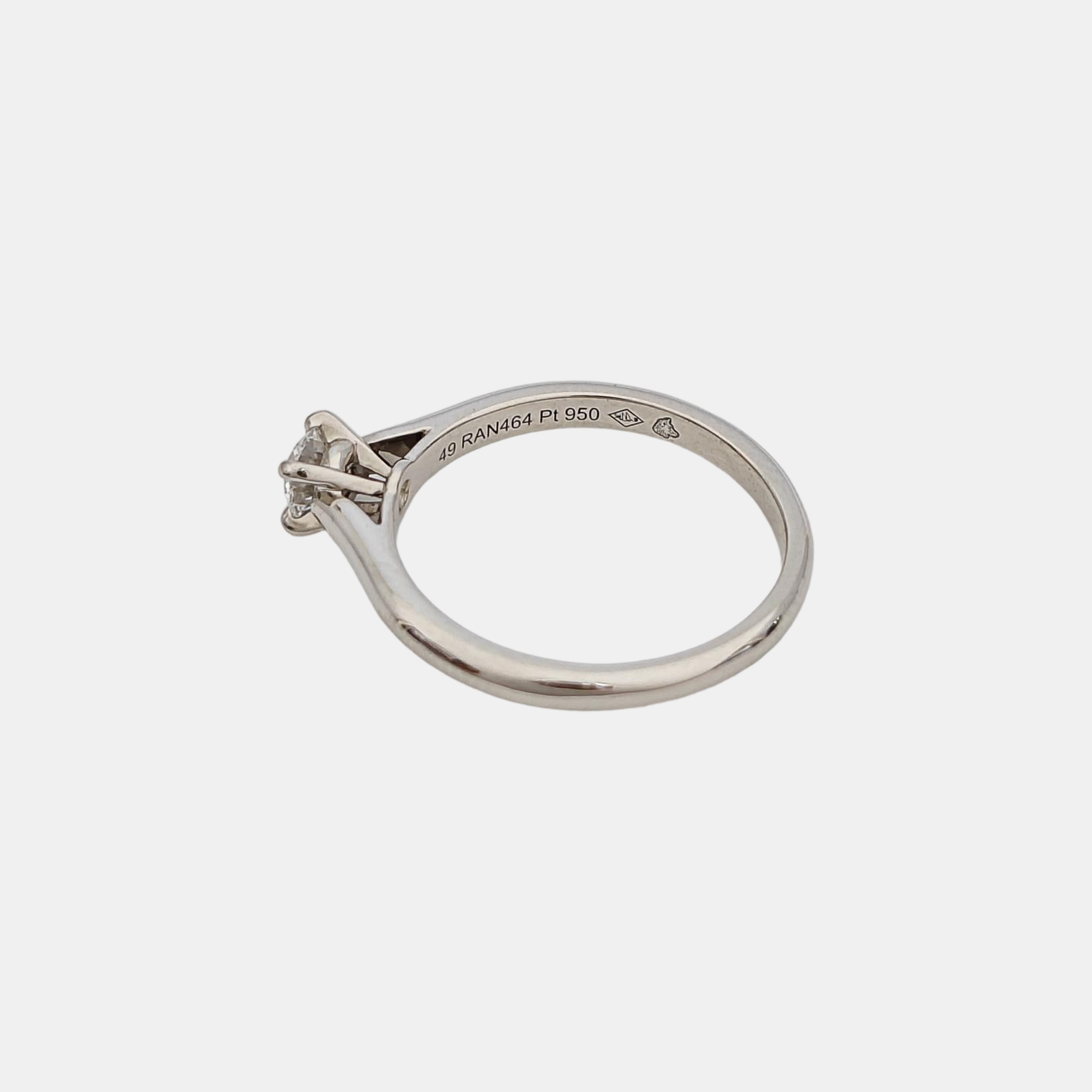 Platinum 950 Silver Ring EU 49