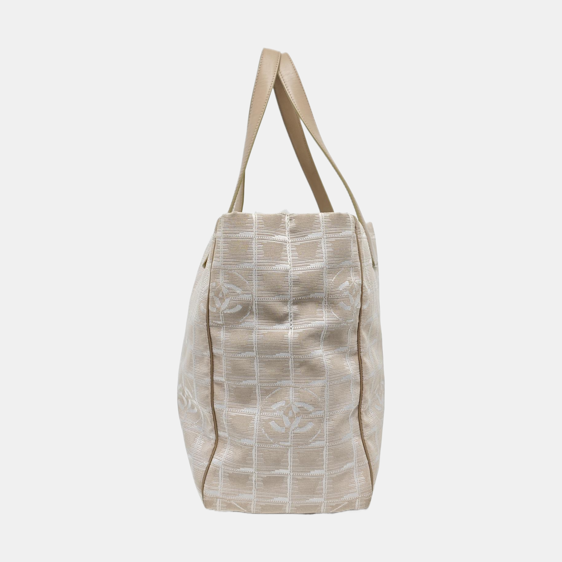 Authenticated pre-owned  TRAVEL LINE Canvas Beige - Top Handle Bag at Looply