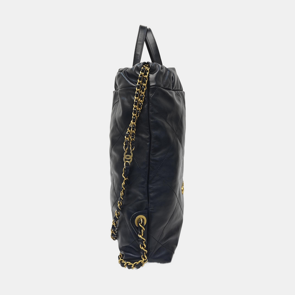 CHANEL 22 Small Quilted Calfskin Black