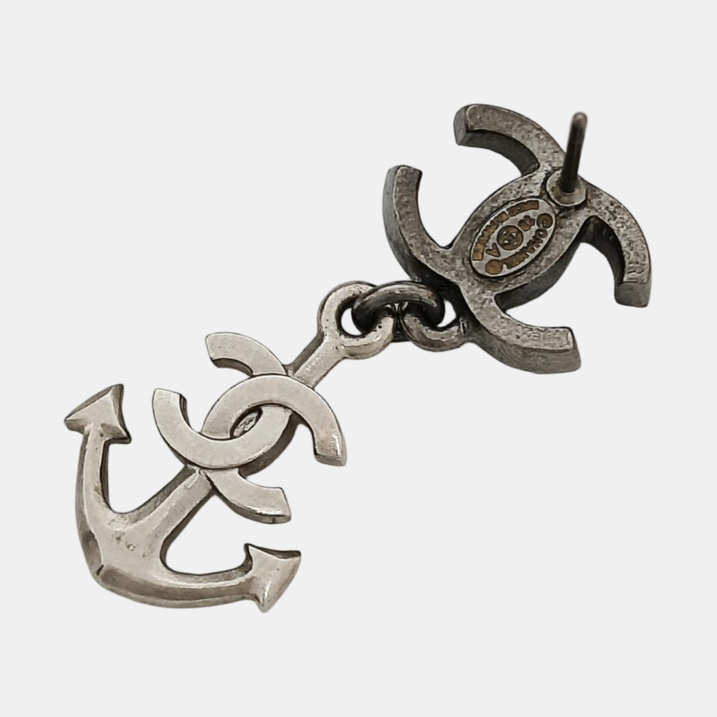 Metal Silver Stud Earrings