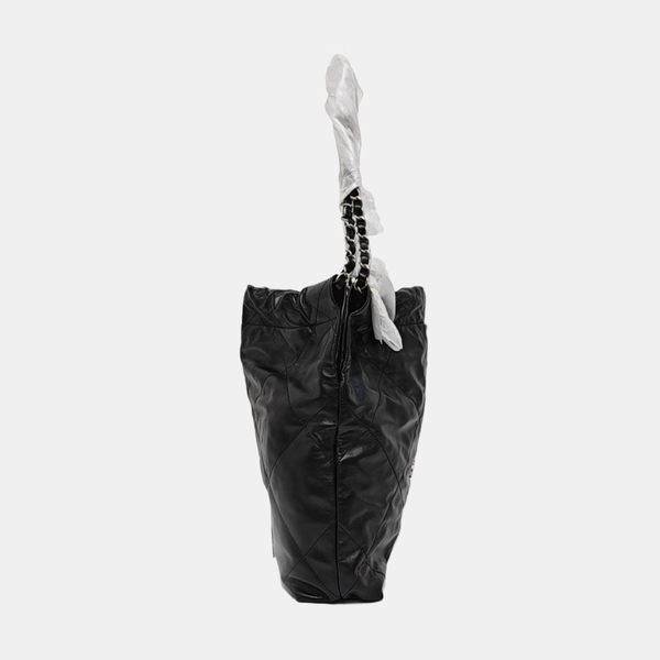 CHANEL 22 Small Quilted Calfskin Black