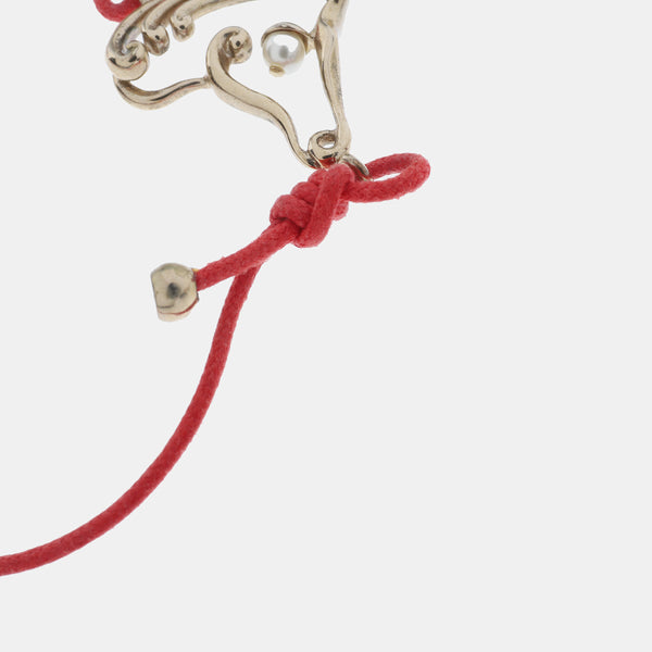 Pulsera roja de tela