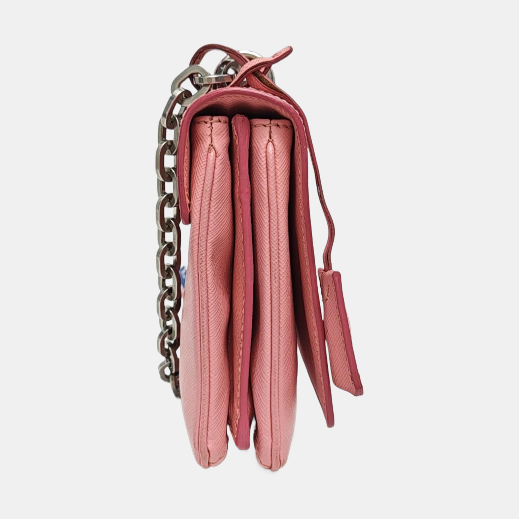 Closure Saffiano Calfskin Pink