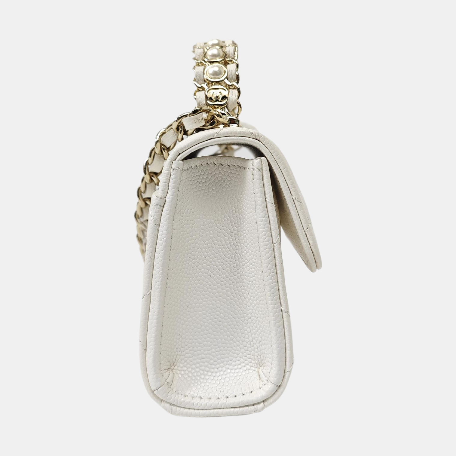 TRENDY CC Quilted Grained Calfskin White